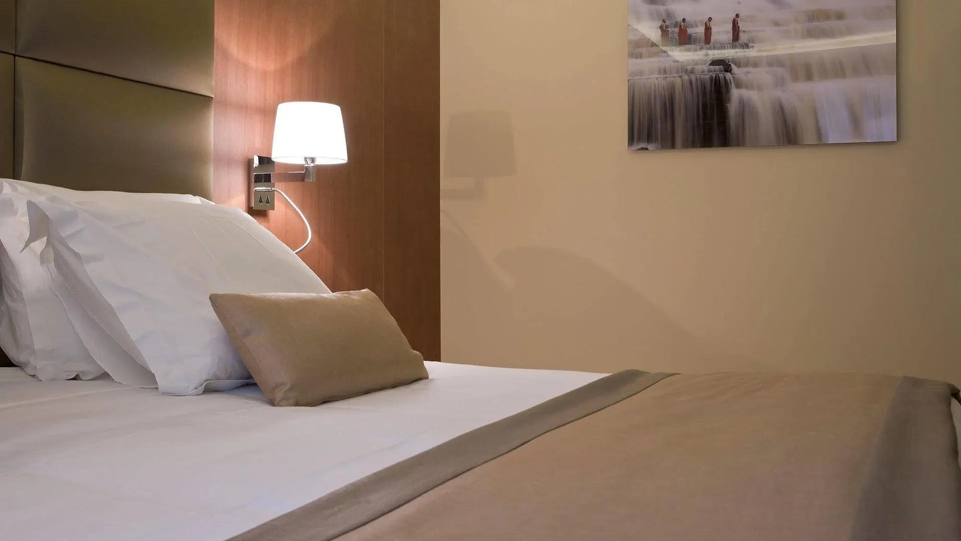 Otel Sonder L'edmond Parc Monceau
